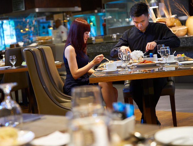 lunch buffet at cafe bld